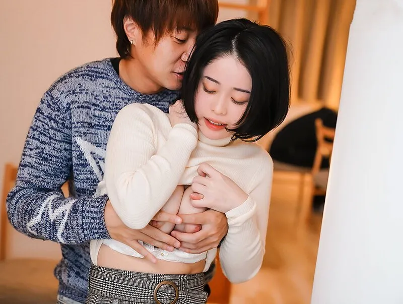 ông chồng say xỉn, cô vợ lén lút bét nhè với bạn học sau bữa tiệc họp lớp tại nhà